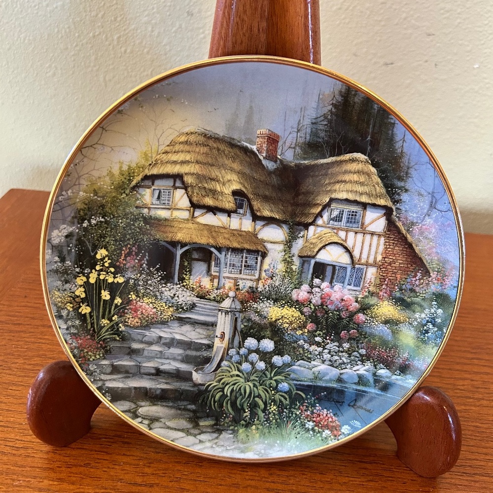 Franklin Mint Porcelain Collector Plate "Country Retreat" by Andres Orpinas‎